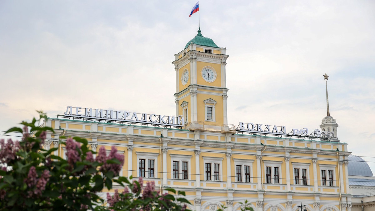 РЕКОНСТРУКЦИЯ ЛЕНИНГРАДСКОГО ВОКЗАЛА